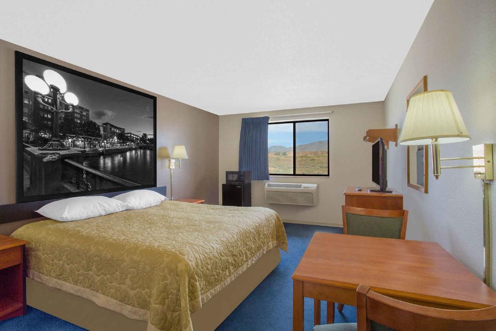 Hotel Super 8 By Wyndham Nv