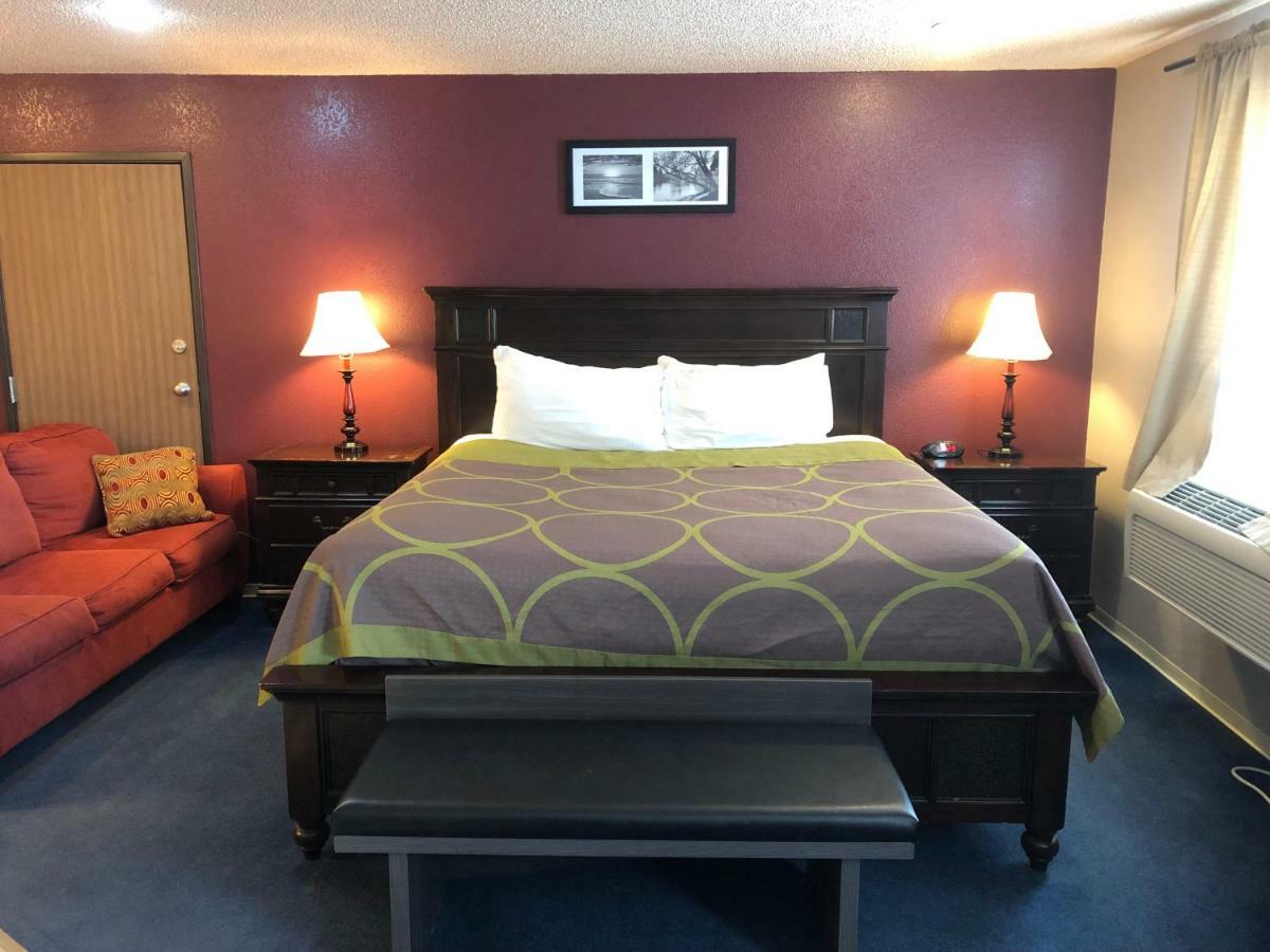 Super 8 By Wyndham Nv Hotel 2*