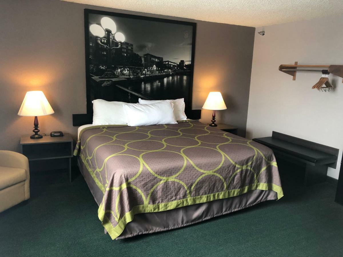 Super 8 By Wyndham Nv 2*